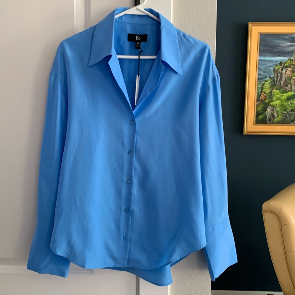 Beautiful blue banana Republic blouse